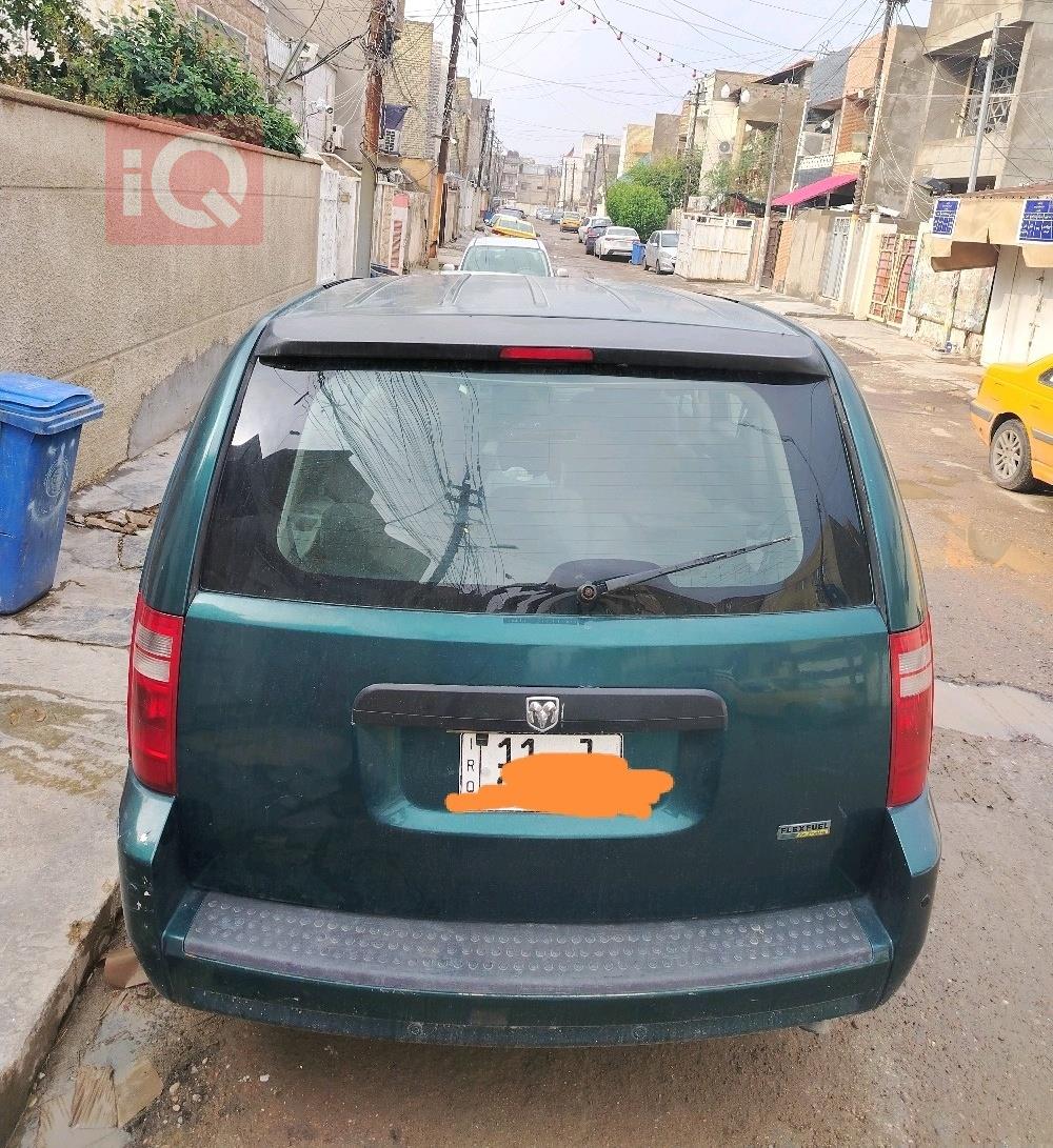 دودج جراند كارافان